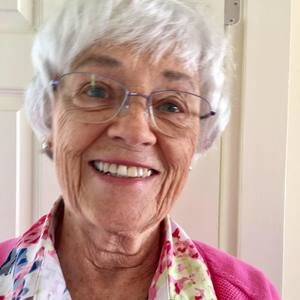 Meet your Posher, Lucy